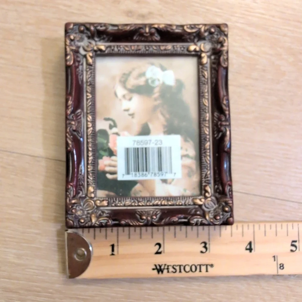 Vintage Ornate Miniature Picture Frame Baroque Gold Tone Red Mahogany 3.5x4.5